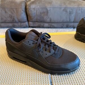 Nike Air Max 90 Men’s 13